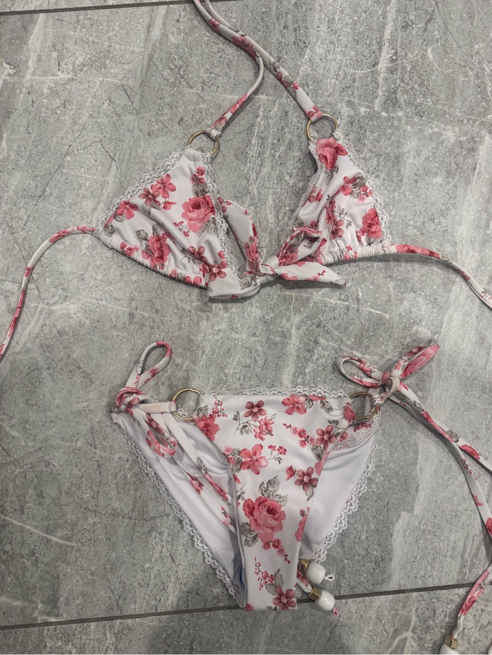 Lady Lux Floral Bikini - Picture 4 of 5